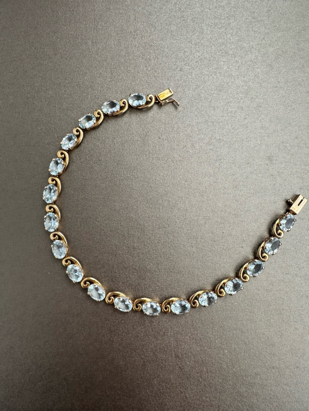 Solid 14k gold and aquamarine bracelet